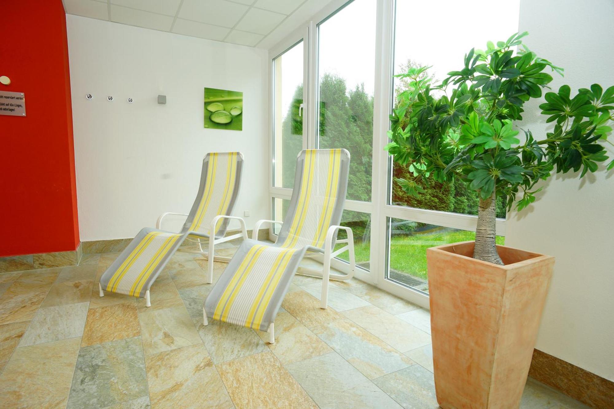 Relax-Red Mit Pool Und Sauna Scheidegg Exterior photo